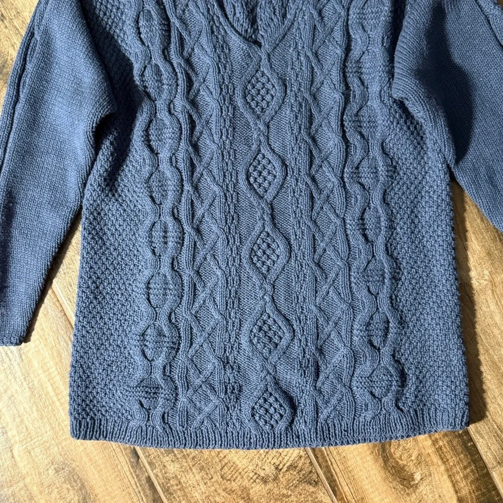 Cape Isle Knitters Vintage Women's Fisherman V Neck Cable Knit LS Sweater,Blue,L - Picture 8 of 11